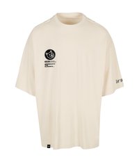 MadKat_BTS22_D1_HugeTee_Whitesand_Delante_TAG
